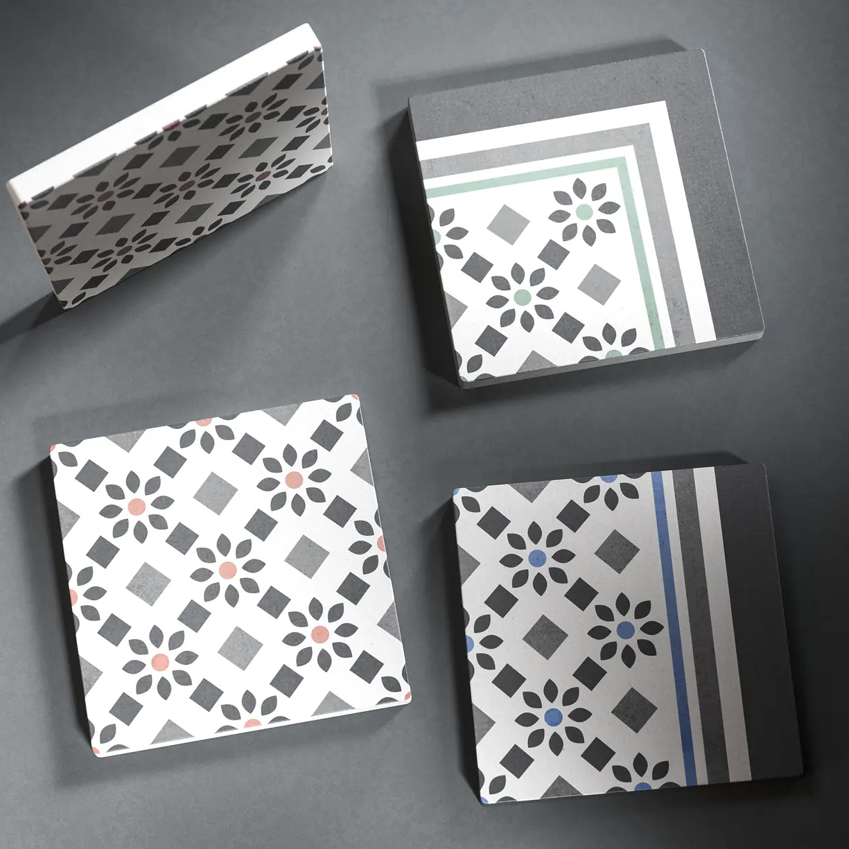 Azulejos decorados con diseños en varios colores