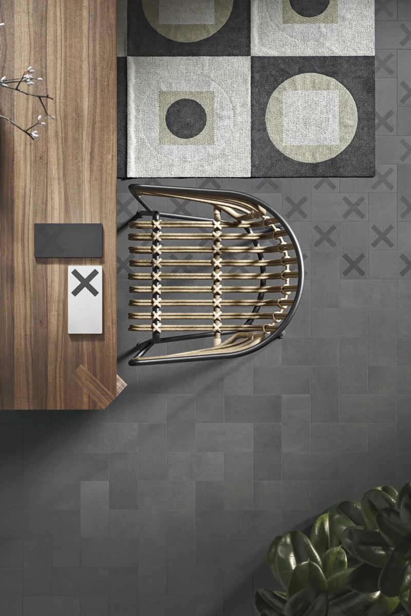 Pavimento de cocina con azulejos efecto cemento