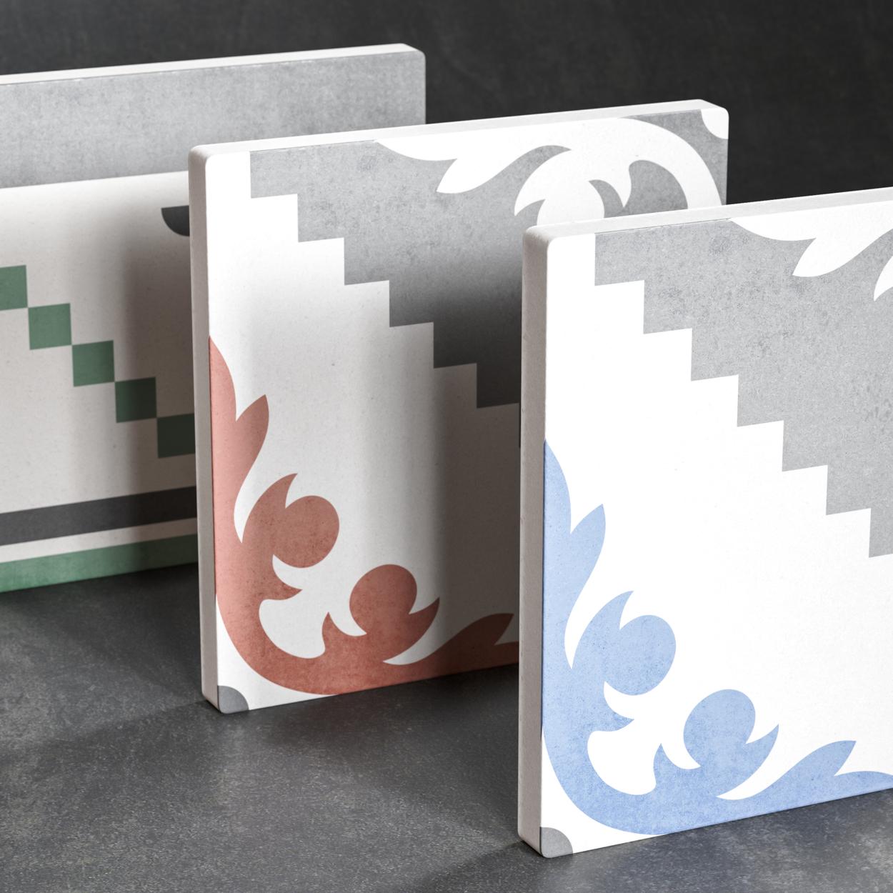 Azulejos decorativos en varios colores